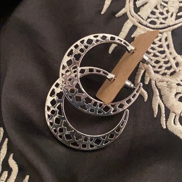 Myth X Dream Jewelry - Crescent Moon Shaped Earrings